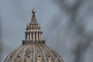 Vatikanas: du kardinolai dėl sveikatos priežasčių praleis konklavą