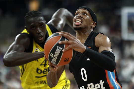 „Fenerbahce“ – „Paris Basketball“
