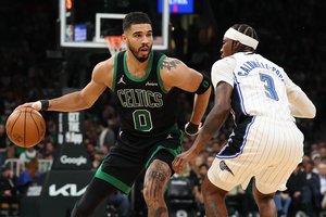 Galingą spurtą trečiame kėlinyje surengęs „Celtics“ atostogauti pasiuntė „Magic“