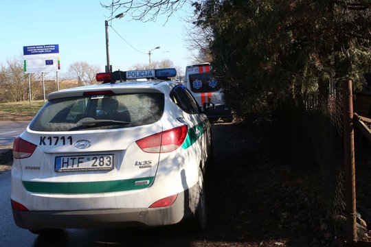 Po pranešimo apie namuose 3 dienas paliktas vienas mergaites ant kojų buvo sukeltos visos Jonavos tarnybos