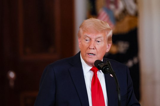 Po pasirašyto JAV ir Ukrainos susitarimo dėl naudingųjų iškasenų – pirmoji D. Trumpo žinutė