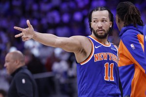Detroite – „Knicks“ gynėjo šou: įspūdingai išsigelbėjęs Niujorko klubas užbaigė varžovų sezoną