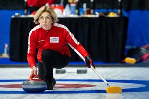 Lietuvos akmenslydininkėms iki pasaulio čempionato ketvirtfinalio pritrūko 25 cm