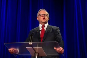 V. Zelenskis pasveikino Australijos premjerą su pergale ir kvietė stiprinti ryšius