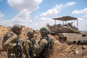 Žiniasklaida: Izraelis Gazos karui mobilizuoja dešimtis tūkstančių rezervistų