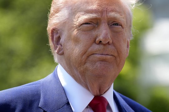 D. Trumpą įsiutino jam palankus kanalas „Fox News“: pratrūko kaltinimais, ragina atleisti apklausų vykdytoją