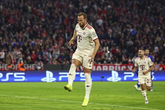 Prakeiksmas nutrauktas: H. Kane'as pagaliau tapo čempionu