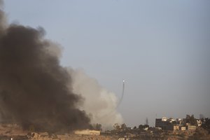 Hučiai praneša apie JAV smūgius po Izraelio duoto pažado atkeršyti už ataką prieš oro uostą