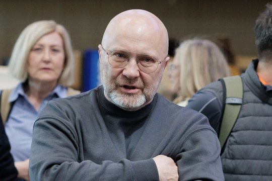 Į „Euroviziją“ išvykęs A. Giržadas prakalbo apie įspūdingą sumą efektams: „Nemaži pinigai išėjo vėjais“