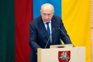 Iš A. Kubiliaus – pasiūlymas, kaip būtų galima padvigubinti karinę paramą Ukrainai