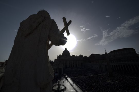 Popiežiaus rinkimų istorija – su makabriškais sprendimais: mirtį lydėjo griežti reikalavimai