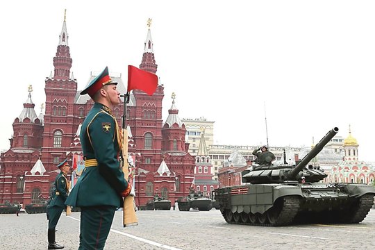 Jei Ukraina nesutiks su laikinosiomis paliaubomis – Kremlius žada atsaką