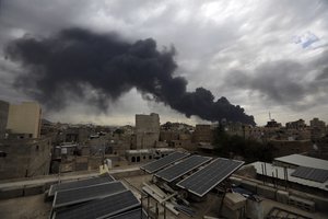 Izraelis atakavo Sanos oro uostą Jemene