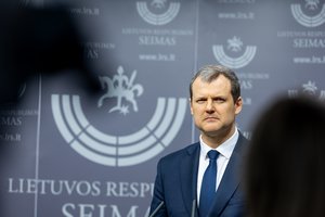 G. Paluckas pasveikino Vokietijos kancleriu išrinktą F. Merzą