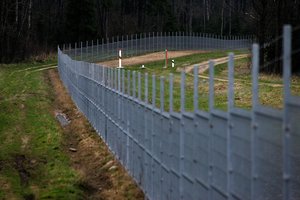 Per parą pasienyje su Baltarusija apgręžti keturi neteisėti migrantai