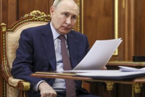 Kas slypi už naujausių V. Putino grasinimų Ukrainai: įsakė parengti „Orešnik“ smūgius Kyjivui