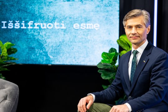 K. Budrys – apie pavojingą procesą šalies viduje: spaudimas iš apačios vis labiau pradės mus drebinti