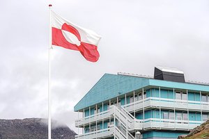 Danija pranešė iškviesianti JAV ambasadorių dėl galimo šnipinėjimo Grenlandijoje