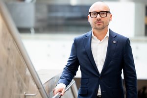 Nuvilnijus skandalui M. Maldeikis sako grąžinsiąs asmeninėms kelionėms panaudotus pinigus