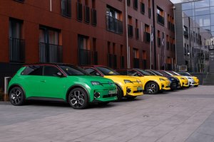 2025 m. „Renault 5 E-Tech“ testas: kuo ypatingas geriausias Europos automobilis 