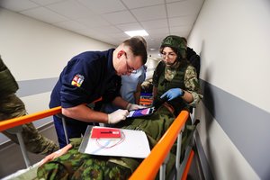 Gydytojai ligoninėje ir fronte: ar Lietuvos medikai pasirengę krizėms?