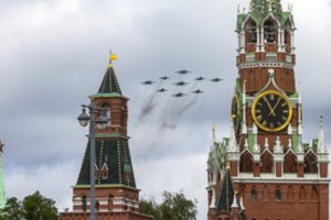 To Maskvoje dar nematė – įspėja, kad per Pergalės dienos paradą gali visiškai atjungti ryšį