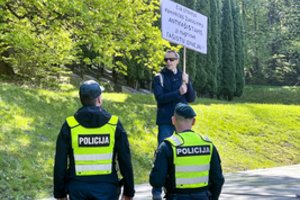 Sustiprintos policijos pajėgos ir VSD įspėjimas: gegužės 9-ąją – ir akylus socialinių tinklų stebėjimas