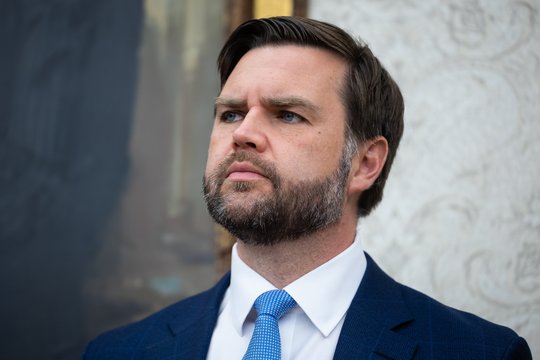 J. D. Vance'as: JAV nesikiš į Indijos ir Pakistano konfliktą