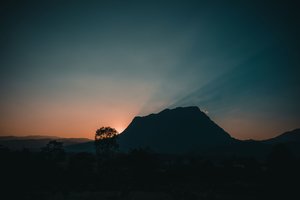 Įvykiai sustiprina įtarimus: netrukus gali išsipildyti viena iš baisiausių aiškiaregės Vangos pranašysčių 2025 metams