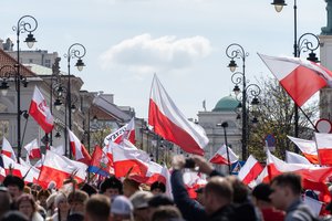 Prancūzija ir Lenkija pasirašė naują bendradarbiavimo sutartį, kurioje kalbama ir apie gynybą