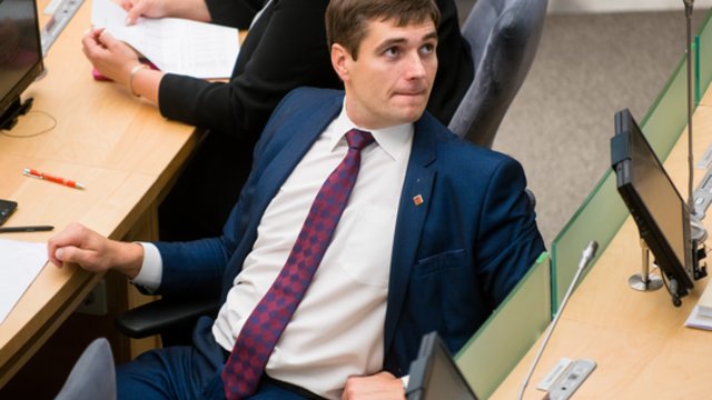 Dėl A. Dudėno neliečiamybės – A. Širinskienės pagyros konservatoriams: matau perspektyvą