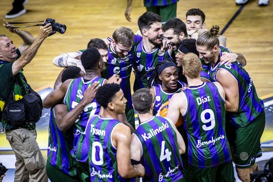 Čempionų lygos taurę Malagos „Unicaja“ niekam neperdavė – pasiliko ją sau