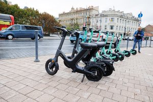 Vilniuje – specialus dėmesys dviračiams ir paspirtukams: tikrins, ar laikosi eismo taisyklių