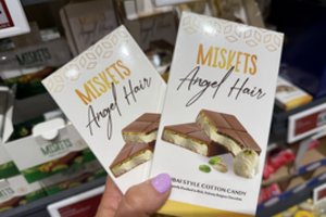 Iš socialinių tinklų – tiesiai į parduotuvių lentynas: interneto sensacija tapusį „Angel Hair“ šokoladą jau galima įsigyti „Lidl“