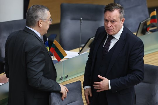 Po VSD išvados „aušriečiai“ Kriminalinės žvalgybos komisijoje siūlys pakeisti D. Bradauską