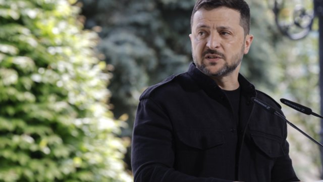 V. Zelenskis ir popiežius Leonas XIV kalbėjosi telefonu: planuose – susitikimas Ukrainoje ir lūkesčiai dėl pagalbos