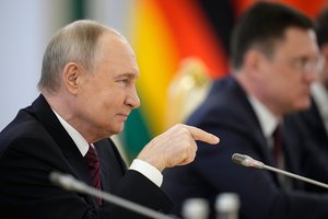 „Kremliuje vyko judesiai“: įvardijo, ką reiškia Vakarų ultimatumas V. Putinui ir ką privalo padaryti Europa