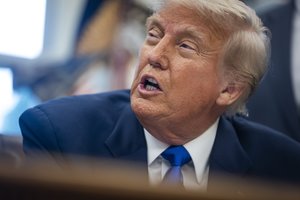 Apklausa: D. Trumpas smarkiai pakenkė JAV įvaizdžiui pasaulyje