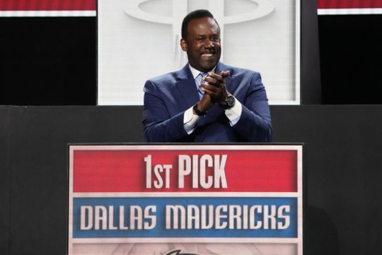 Su monetos metimo sėkme „Mavericks“ iškovojo 1-ąjį NBA naujokų biržos šaukimą