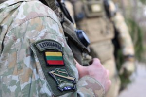 KAM iki birželio tikisi parengti atnaujintos Nacionalinio saugumo strategijos projektą