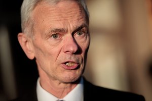 Po E. Vaitkaus vizito į Baltarusiją ir pareiškimų – L. Kasčiūno kreipimasis į prokuratūrą ir VSD