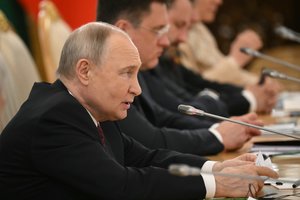 Spaudimas V. Putinui didėja: derėtis su Ukraina ragina dar viena sąjungininkė