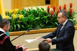 TS-LKD prašo S. Skvernelio paviešinti VSD išvadą dėl D. Bradausko lėmusias aplinkybes