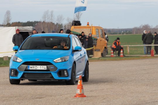 Slalomo lyderiai grįžta į kovą Gustonyse: kas suras idealų balansą tarp greičio ir tikslumo?