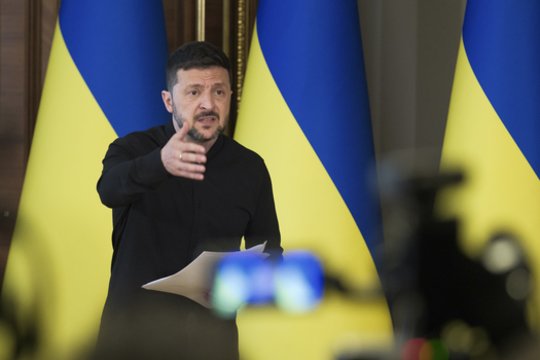 Žiniasklaida: V. Zelenskis norėjo atšaukti susitikimus Turkijoje