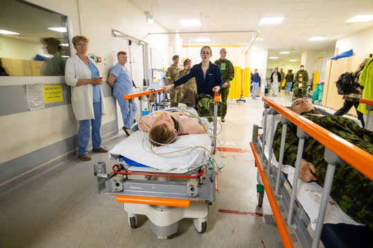 Kauno klinikose vyko masinę nelaimę imitavusios pratybos