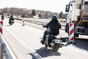 Mokamų kelių tinklas šalyje stipriai plėsis: kam teks susimokėti