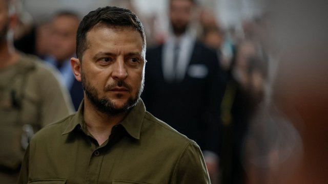Į Turkiją atvykęs V. Zelenskis siunčia žinutę V. Putinui: „Aš čia“