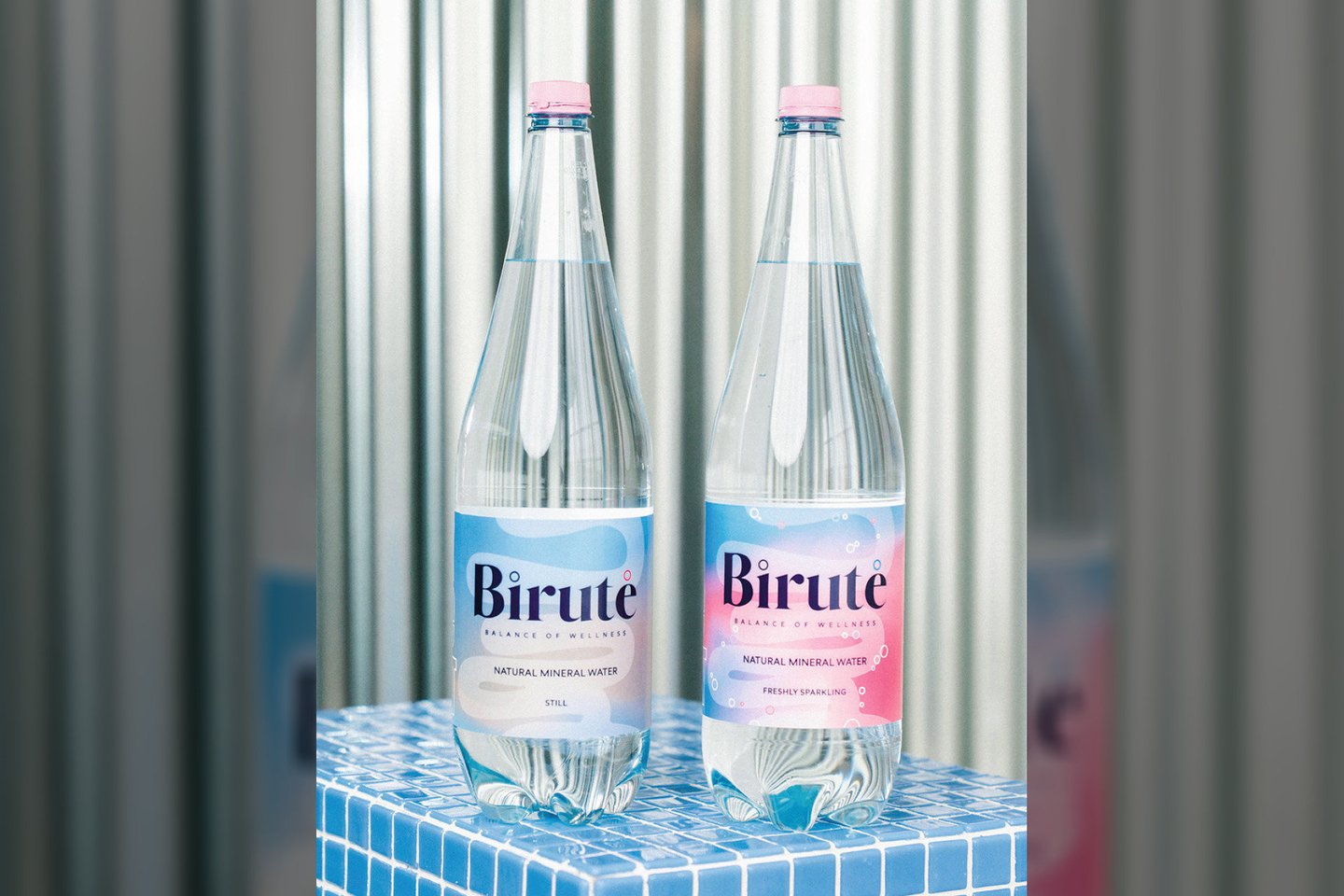 Moterims prieš menopauzę ar jos metu A.Miliūtė pataria laikytis dar poros taisyklių: šiuo laikotarpiu svarbu atsisakyti ir bet kokio filtruoto vandens, nes tokiame vandenyje nelieka kalcio, magnio, kitų mineralų.