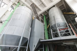 Atnaujinta gamykla siunčia signalą visam sektoriui: kalba apie kuriamą naują standartą